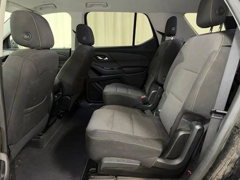 Used 2018 Chevrolet Traverse LT AWD/4WD image 17
