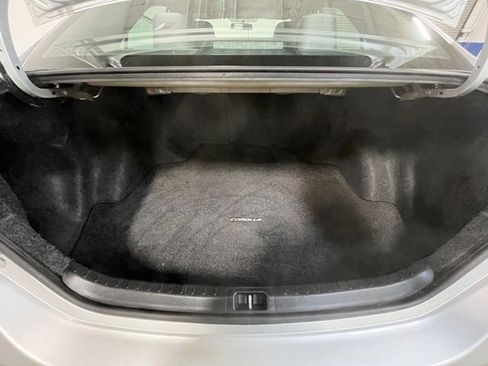 Used 2015 Toyota Corolla L image 14