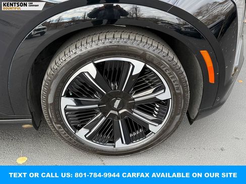 Used 2025 Cadillac Escalade IQ Sport 2 image 16