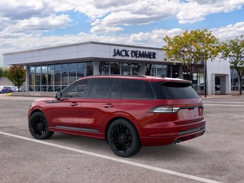 Used 2026 Lincoln Aviator Reserve AWD/4WD image 4