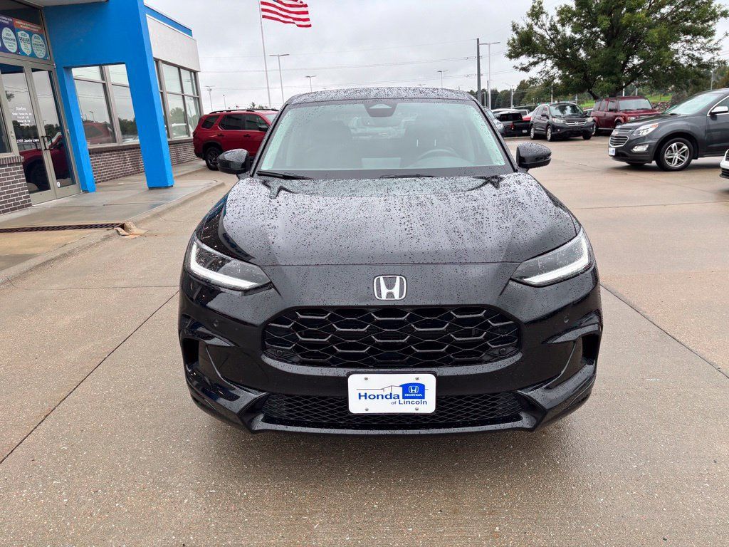 Used 2024 Honda HR-V EX-L image 2