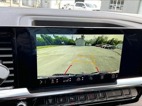 Used 2024 GMC Sierra 2500 SLT w/ SLT Premium Package AWD/4WD image 23