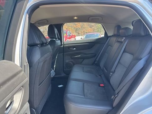 Used 2023 Nissan Ariya FWD image 10