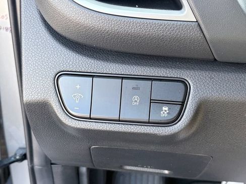 Used 2024 Kia Seltos EX FWD image 24
