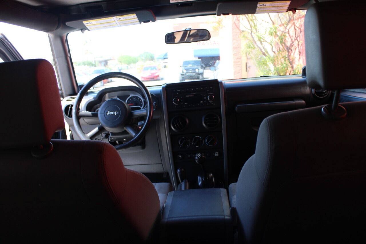 Used 2008 Jeep Wrangler Rubicon AWD/4WD image 13