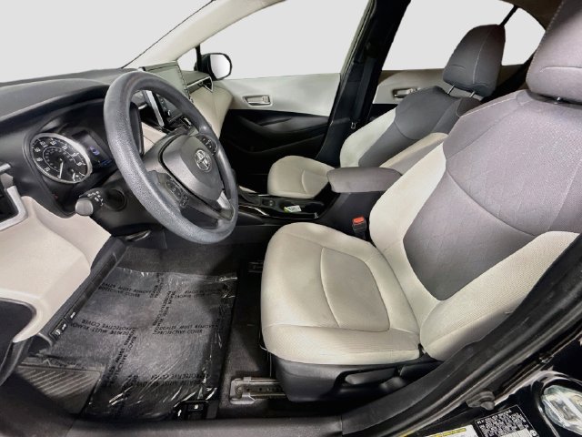 Used 2020 Toyota Corolla LE w/ LE Premium Package FWD image 19
