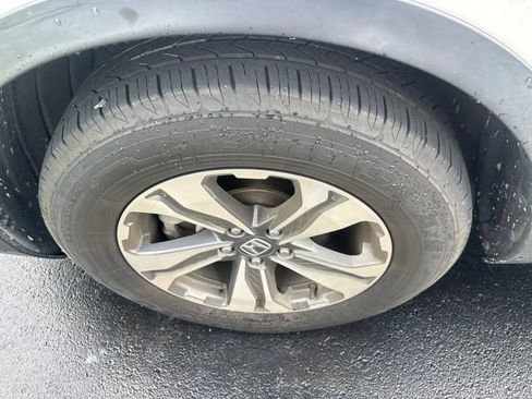 Used 2019 Honda CR-V LX image 4