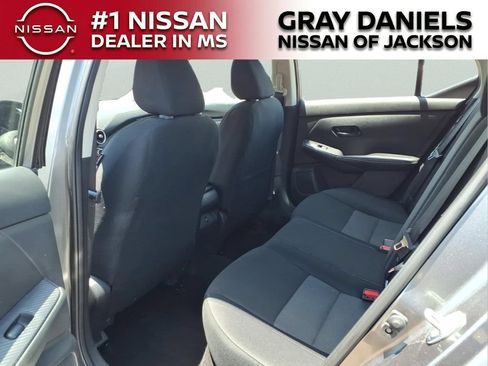 Used 2024 Nissan Sentra SV FWD image 27