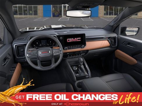 New 2025 GMC Canyon AT4 w/ Nightfall Edition image 15