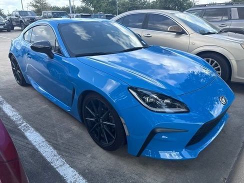 Used 2022 Toyota GR86 Premium w/ ALL Weather Mat Package (TMS) RWD image 1