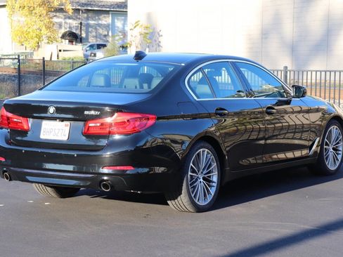 Used 2019 BMW 530i w/ Convenience Package image 8