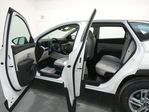 New 2026 Hyundai Tucson SE AWD/4WD image 22