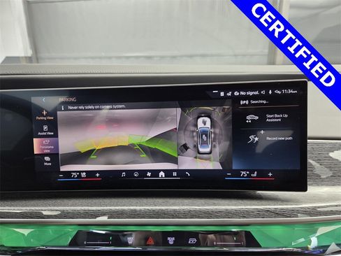 Certified 2025 BMW 760i xDrive image 36