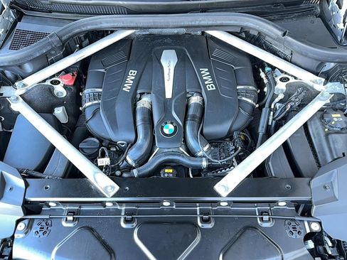 Used 2019 BMW X7 xDrive50i w/ M Sport Package image 39