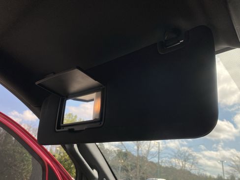 Used 2020 Nissan Titan PRO-4X image 28