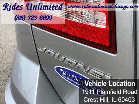 Used 2016 Dodge Journey SE w/ Flexible Seating Group FWD image 37