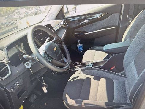 Used 2025 Chevrolet TrailBlazer LT image 5