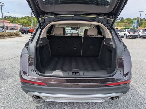 Used 2023 Lincoln Corsair Reserve AWD/4WD image 29