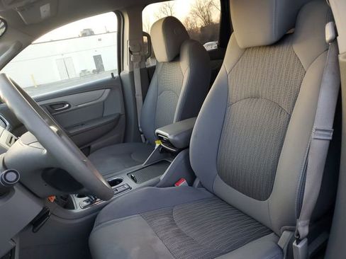 Used 2014 Chevrolet Traverse LS image 23