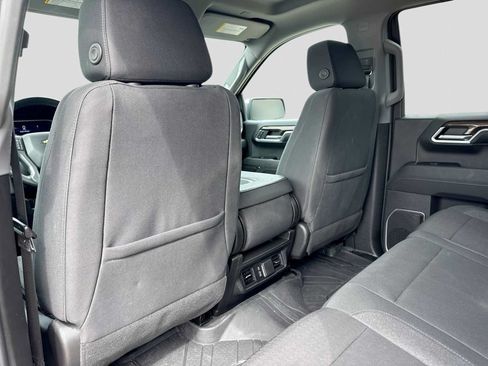 Used 2023 Chevrolet Silverado 1500 LT AWD/4WD image 17
