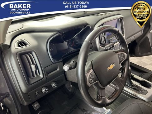 Used 2018 Chevrolet Colorado LT w/ LT Convenience Package image 11