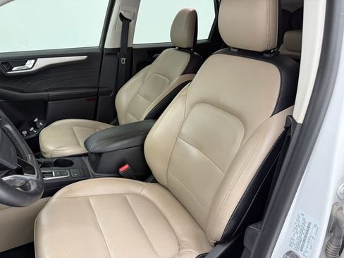 Used 2021 Ford Escape SEL image 10