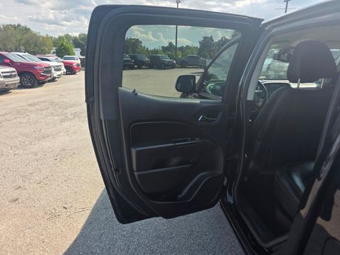 Used 2016 Chevrolet Colorado LT w/ Luxury Package, Chrome AWD/4WD image 9