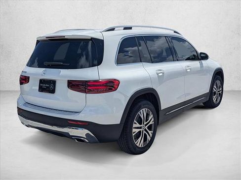 New 2026 Mercedes-Benz GLB 250 image 2