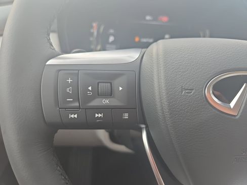 New 2027 INFINITI QX60 Luxe FWD image 17