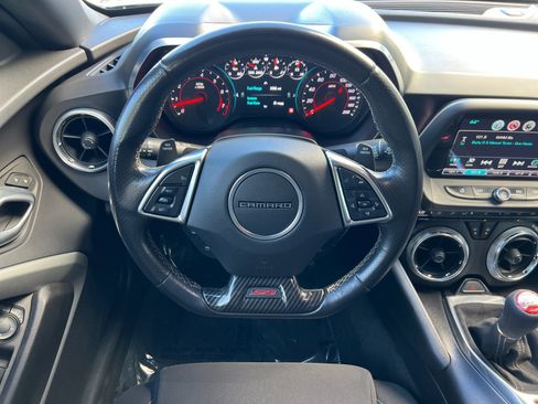 Used 2016 Chevrolet Camaro SS image 13