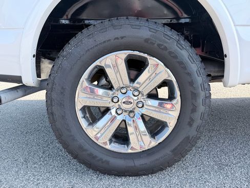 Used 2018 Ford F150 Lariat w/ Trailer Tow Package AWD/4WD image 38