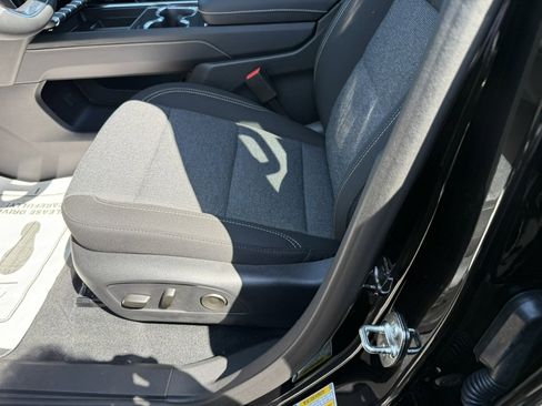 New 2026 GMC Acadia Elevation image 13