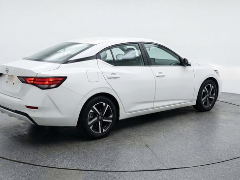 Used 2025 Nissan Sentra SV FWD image 7