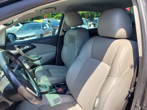Used 2014 Buick Verano FWD image 18