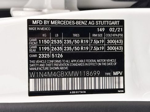 Used 2021 Mercedes-Benz GLB 250 image 37