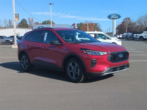 Used 2025 Ford Escape ST-Line w/ Equipment Group 301A image 15