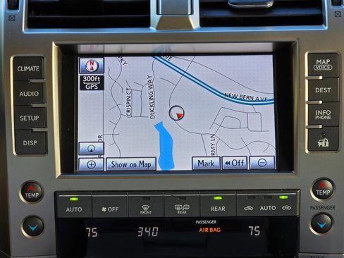 Used 2013 Lexus GX 460 image 21