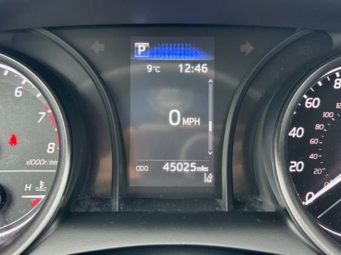 Used 2022 Toyota Camry SE image 21