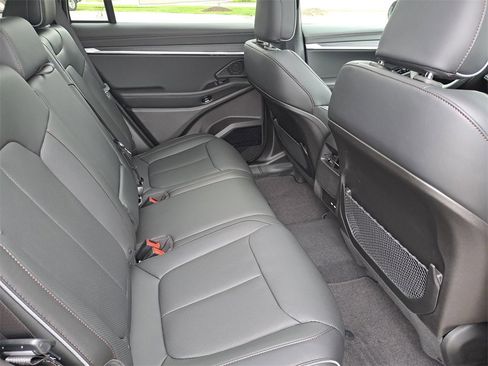 New 2025 Jeep Wagoneer S Limited image 11