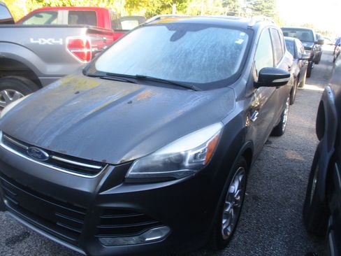 Used 2015 Ford Escape Titanium w/ Equipment Group 301A image 3