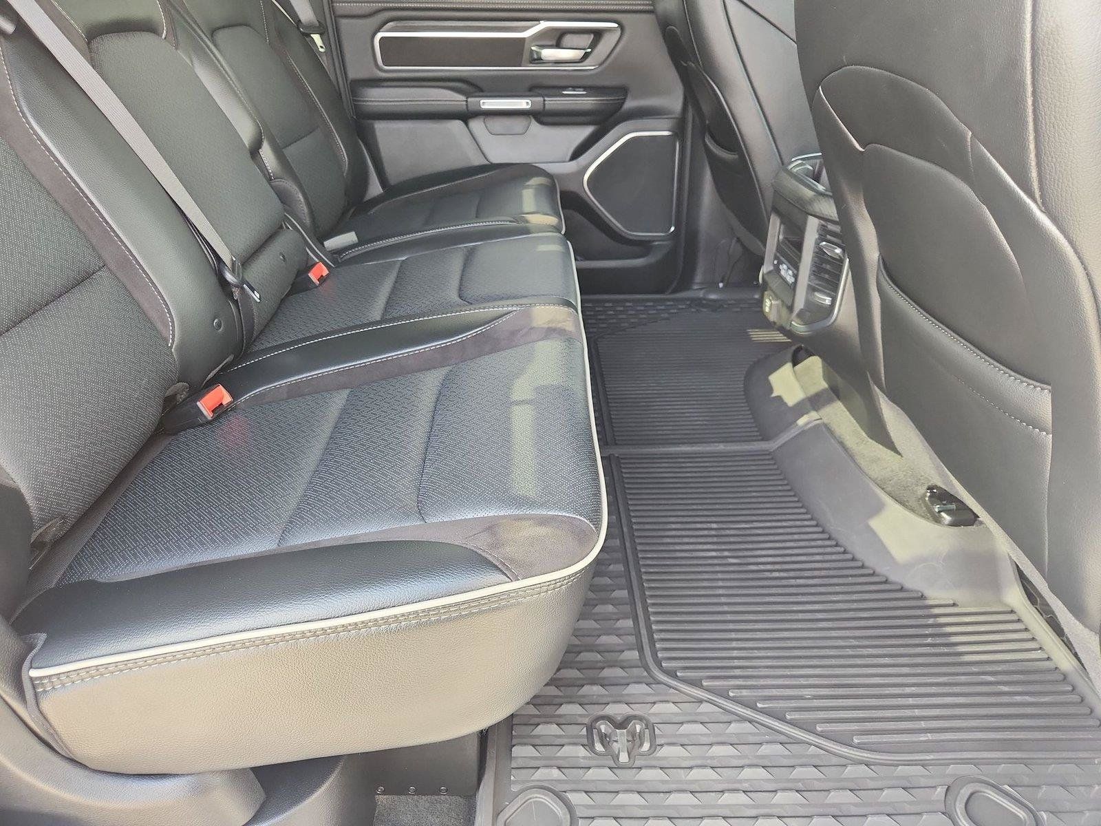 Used 2024 RAM 1500 Laramie AWD/4WD image 26