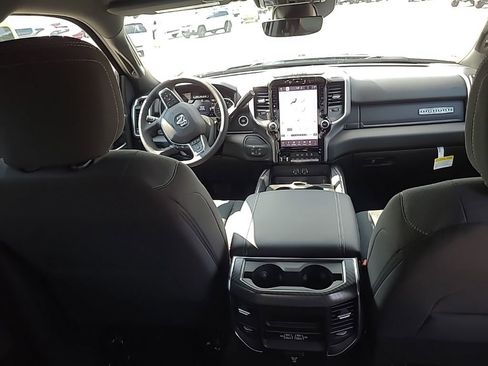 New 2026 RAM 2500 Big Horn AWD/4WD image 28