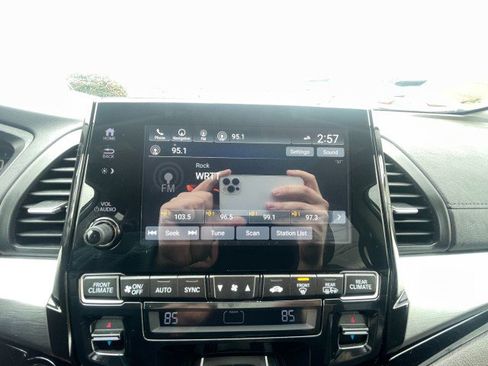 Used 2019 Honda Odyssey Elite image 33