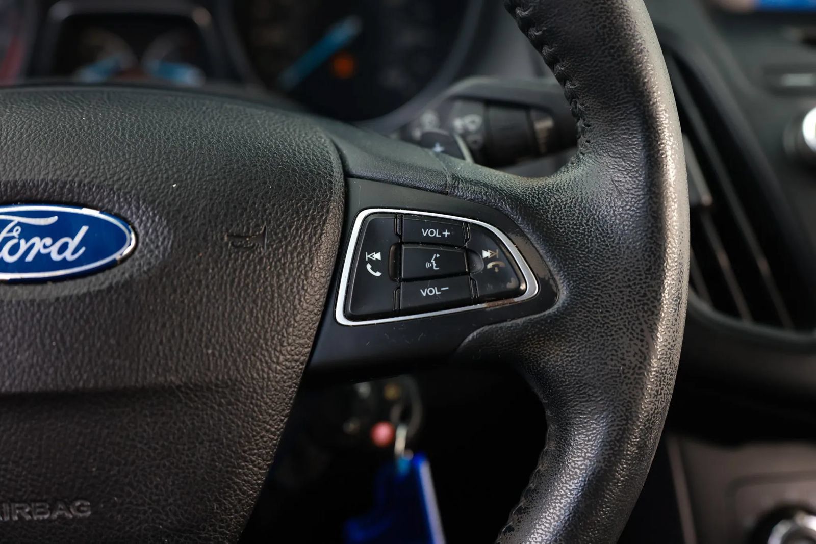 Used 2015 Ford Focus SE w/ SE Sport Package FWD image 28