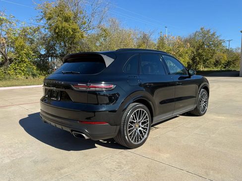 Used 2019 Porsche Cayenne image 6