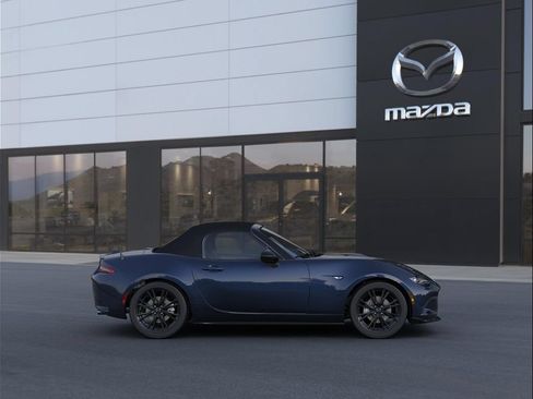 New 2026 MAZDA MX-5 Miata Club w/ Interior Package RWD image 6