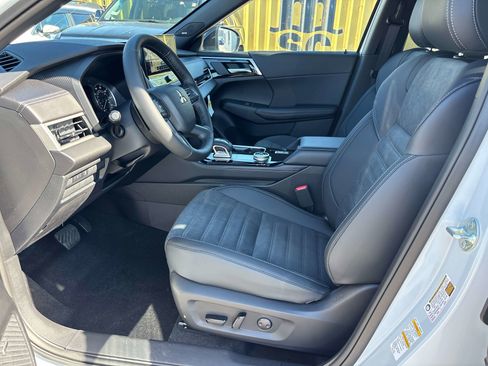 New 2026 Mitsubishi Outlander LE AWD/4WD image 5
