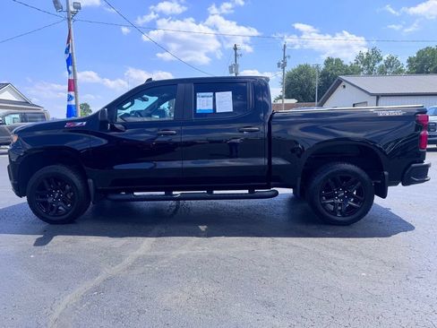 Used 2021 Chevrolet Silverado 1500 Custom Trail Boss w/ Midnight Edition AWD/4WD image 9