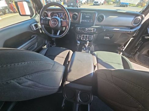 Used 2022 Jeep Wrangler Unlimited Sport AWD/4WD image 23