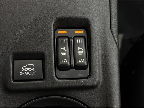 Used 2018 Subaru Crosstrek 2.0i Premium AWD/4WD image 40